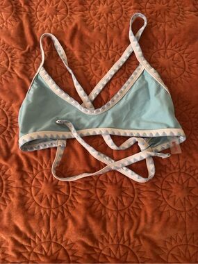 Romwe Light Blue Triangle Bikini Top with Patterned Trim